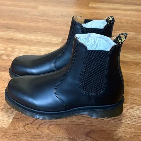Dr. Martens 2976 Smooth Leather Chelsea Boots - US Women 9 Men 8 Black 11853001 - Picture 10 of 15
